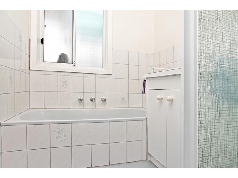 15 Mulga Street, Altona VIC 3018