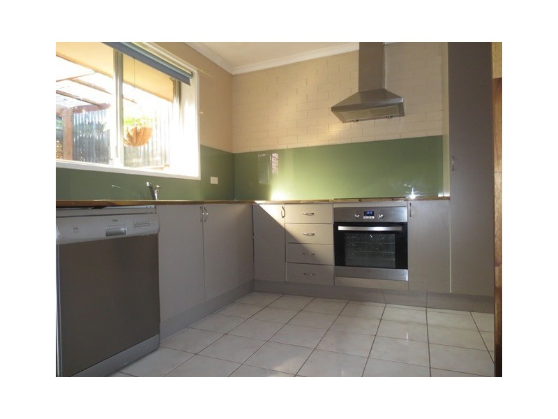 4/53 Rayner Street, Altona VIC 3018