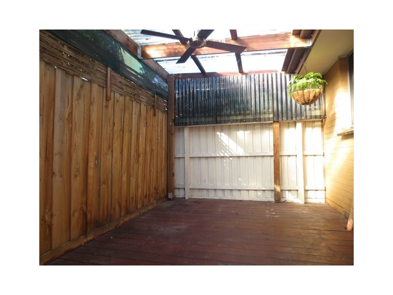 4/53 Rayner Street, Altona VIC 3018