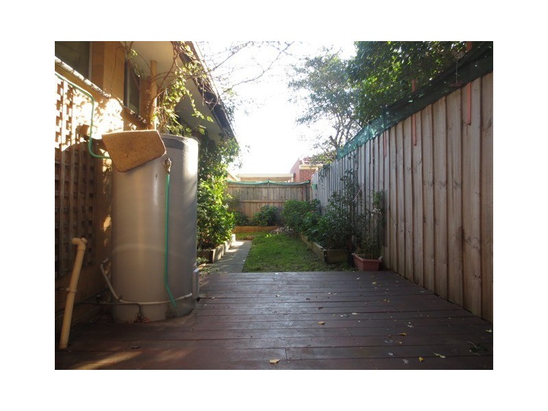 4/53 Rayner Street, Altona VIC 3018