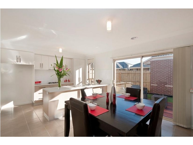 1/130-132 Victoria Street, Altona Meadows VIC 3028