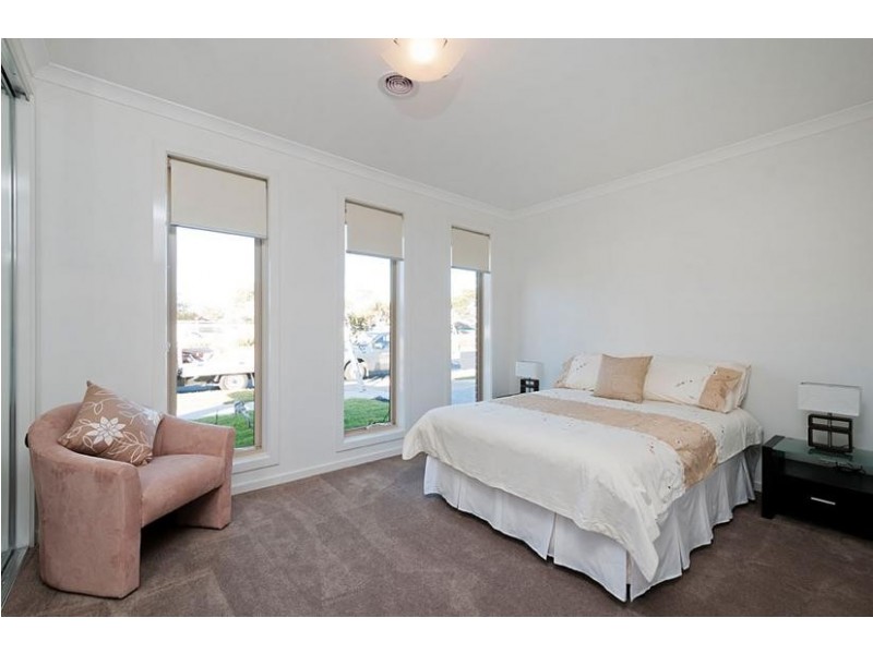 1/130-132 Victoria Street, Altona Meadows VIC 3028