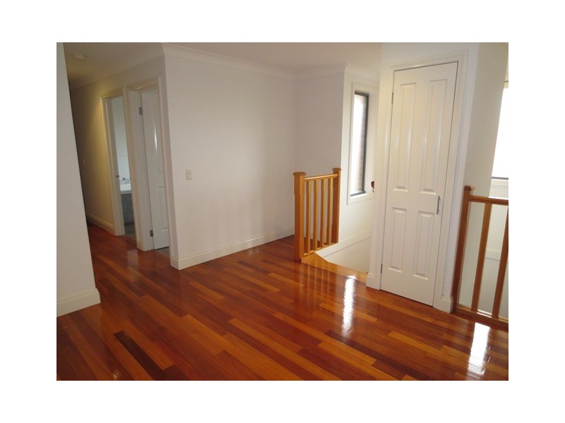 1/28 Bracken Grove, Altona VIC 3018