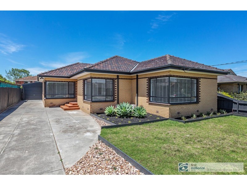 13 James Avenue, Seaholme VIC 3018