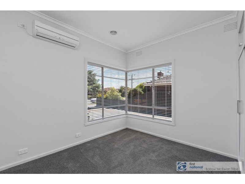 13 James Avenue, Seaholme VIC 3018