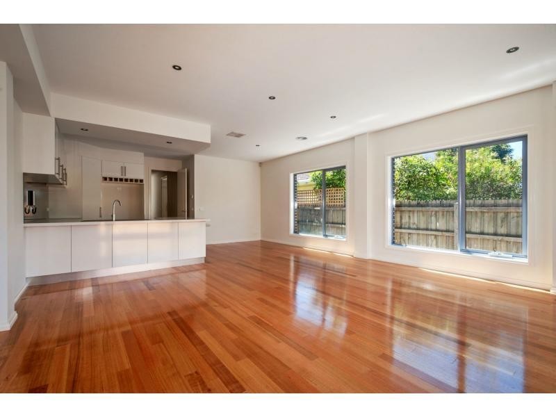 1/24 Stapley Crescent, Altona North VIC 3025