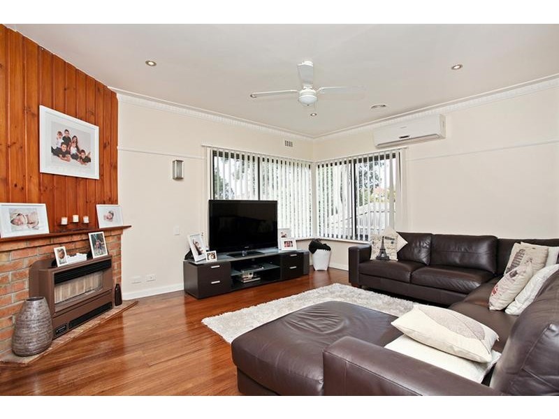 49 Maidstone Street, Altona VIC 3018