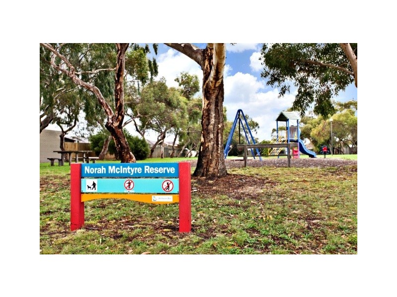 1 Martin Court, Altona VIC 3018