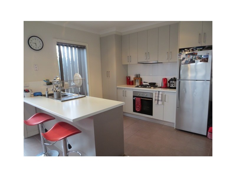 37 Swamphen Drive, Williams Landing VIC 3027