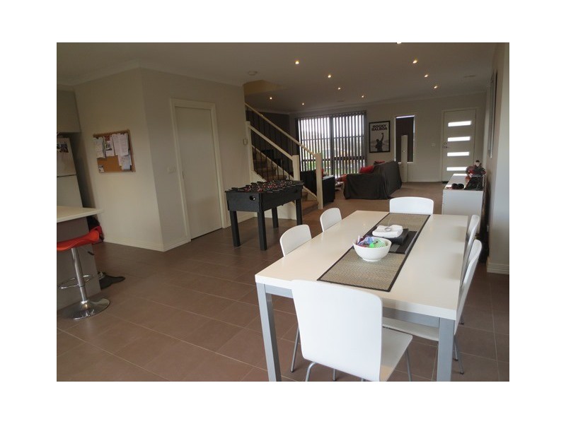 37 Swamphen Drive, Williams Landing VIC 3027