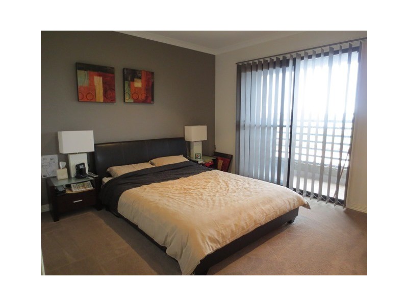 37 Swamphen Drive, Williams Landing VIC 3027