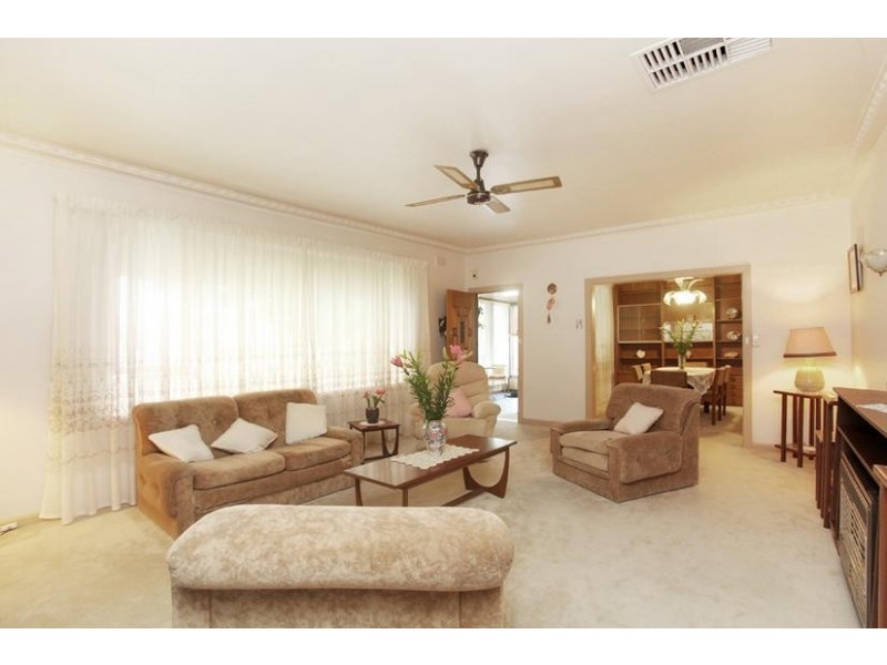 104 Blyth Street, Altona VIC 3018