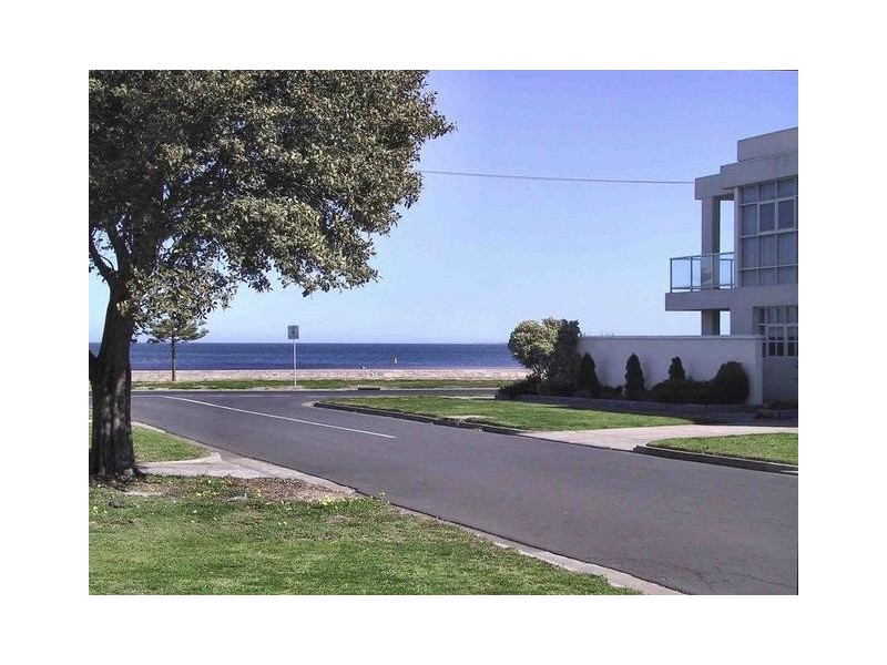 5/70 Queen Street, Altona VIC 3018