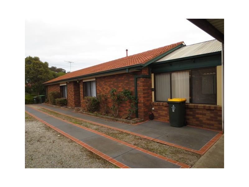 38 Burt Street, Altona VIC 3018