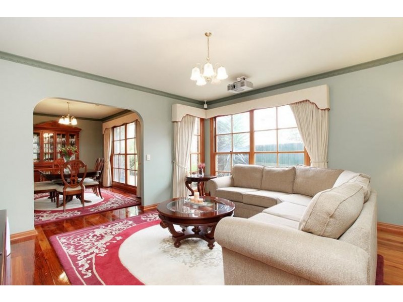 18 McAlpine Court, Altona VIC 3018