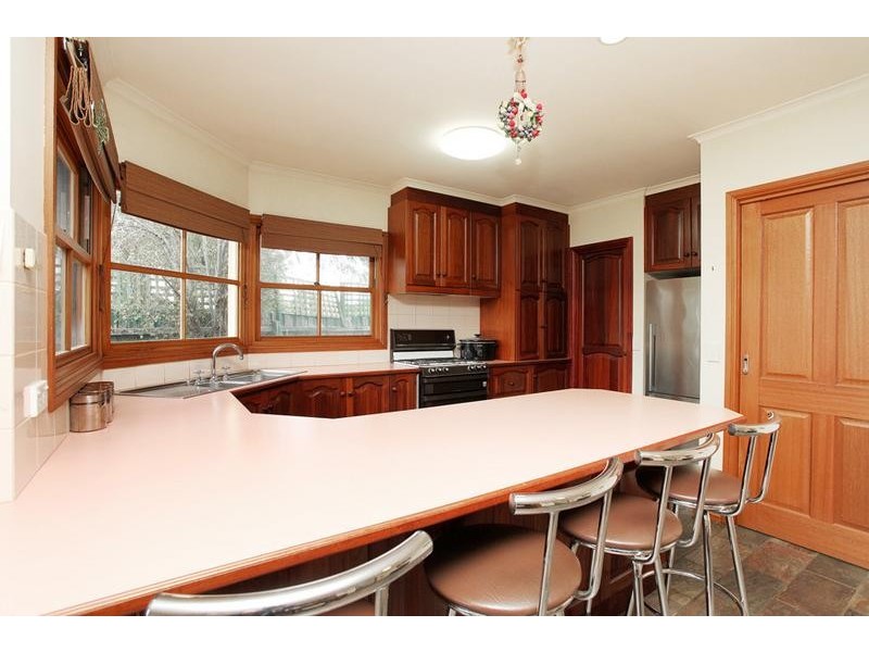 18 McAlpine Court, Altona VIC 3018