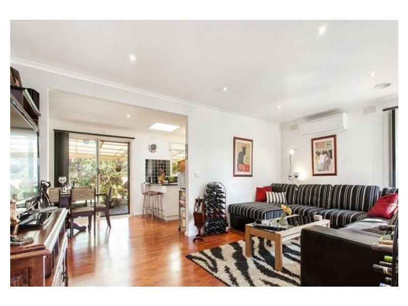 6 Edwards Drive, Altona Meadows VIC 3028