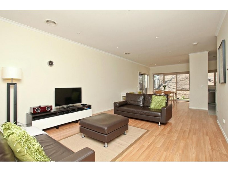 1/8 Rayner Street, Altona VIC 3018