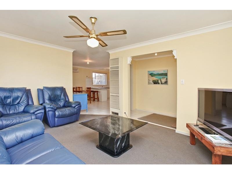 42 Howard Street, Altona Meadows VIC 3028