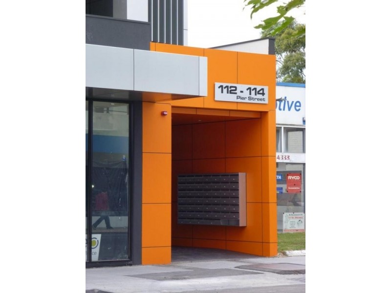 204/112-114 Pier Street, Altona VIC 3018