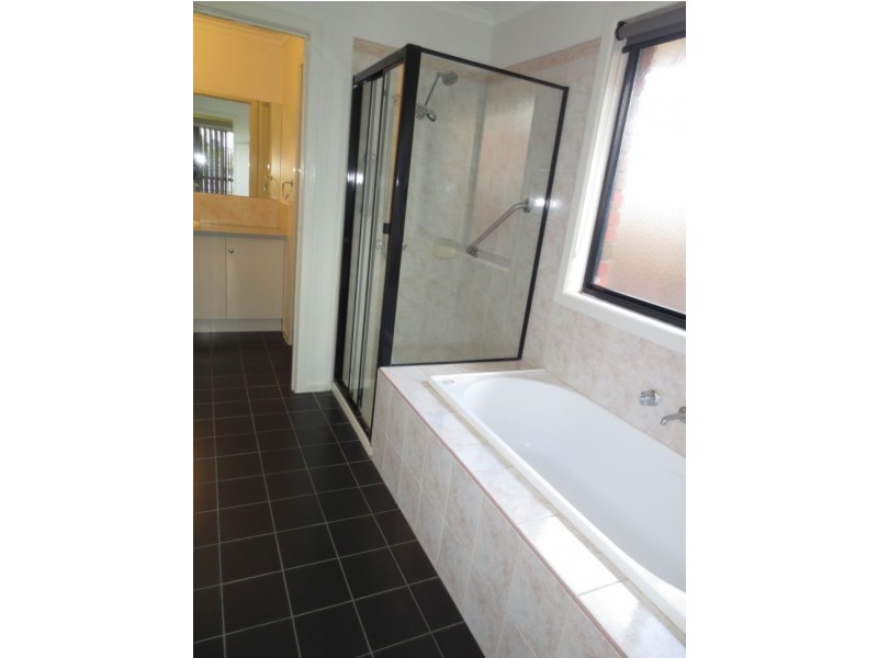 143 Merton Street, Altona Meadows VIC 3028