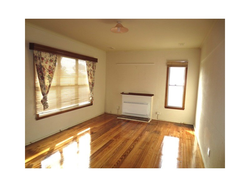 19 Woods Street, Laverton VIC 3028