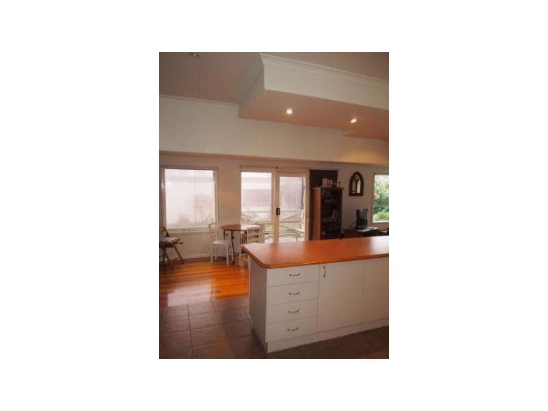 13 Sixth Avenue, Altona North VIC 3025