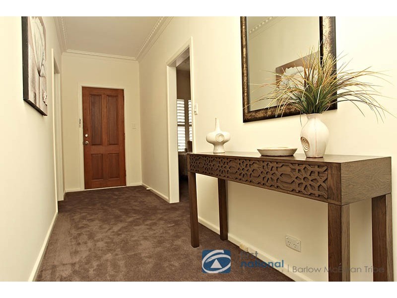 8 Cain Court, Altona VIC 3018