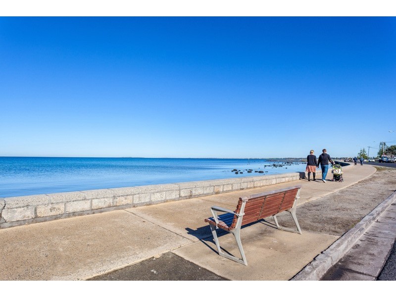 75 Esplanade, Altona VIC 3018
