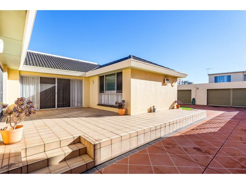 75 Esplanade, Altona VIC 3018
