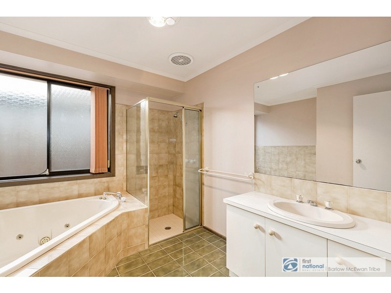 1 Munro Court, Altona Meadows VIC 3028