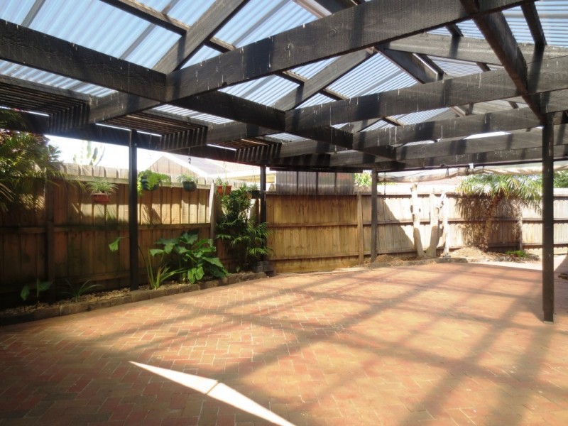 1 Munro Court, Altona Meadows VIC 3028