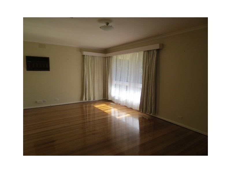 20 Simmons Drive, Seaholme VIC 3018