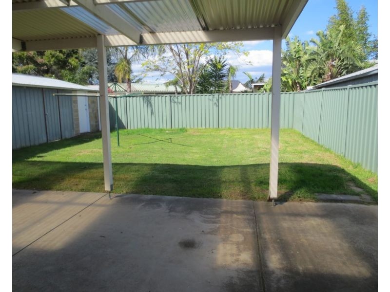 14 Hammond Street, Altona VIC 3018