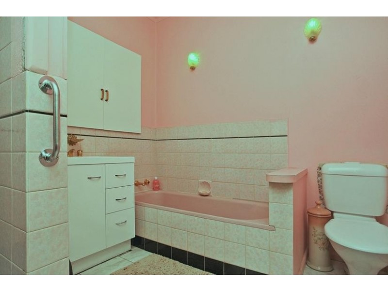 73 Millers Road, Altona VIC 3018