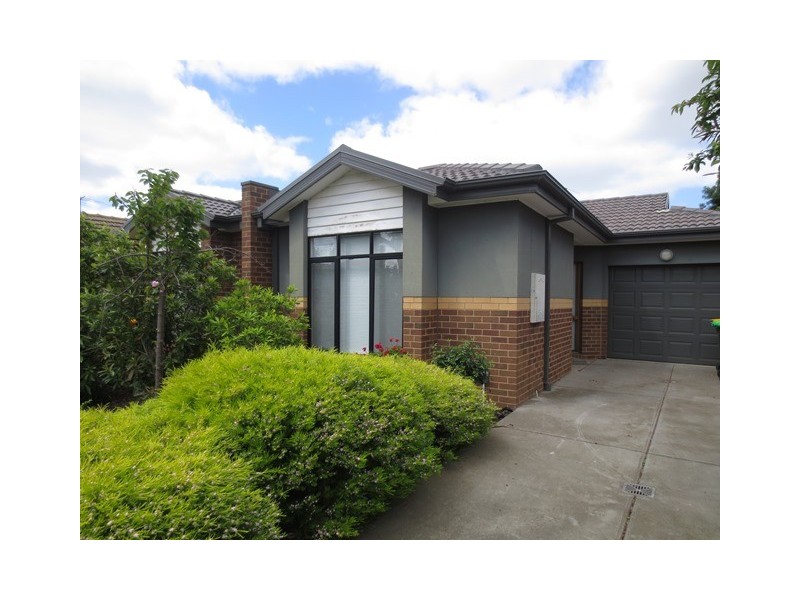 13A Eames Avenue, Brooklyn VIC 3012