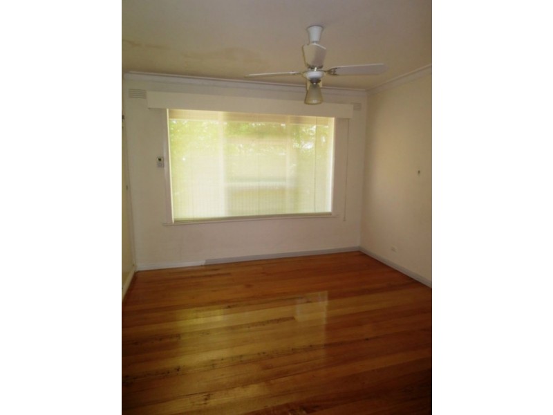 67 Bracken Gve, Altona VIC 3018