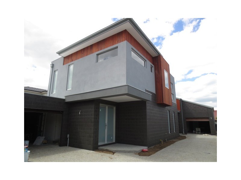 2/6 David Street, Altona VIC 3018