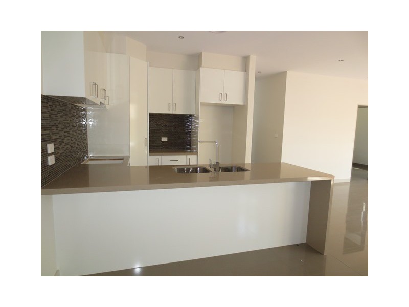 3/6 David Street, Altona VIC 3018