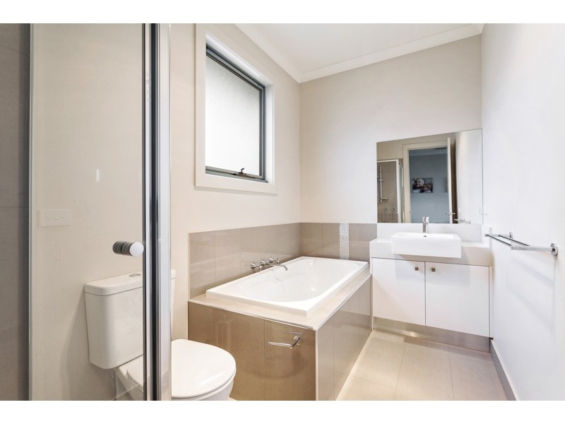 1/47 Rayner Street, Altona VIC 3018