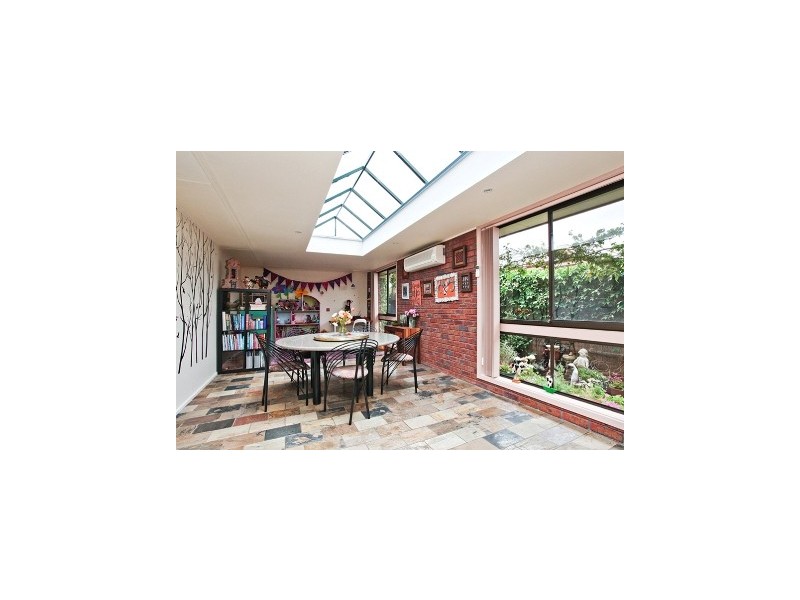 4 Waratah Street, Seaholme VIC 3018