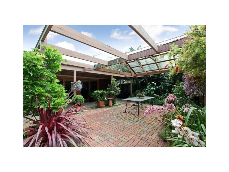 4 Waratah Street, Seaholme VIC 3018