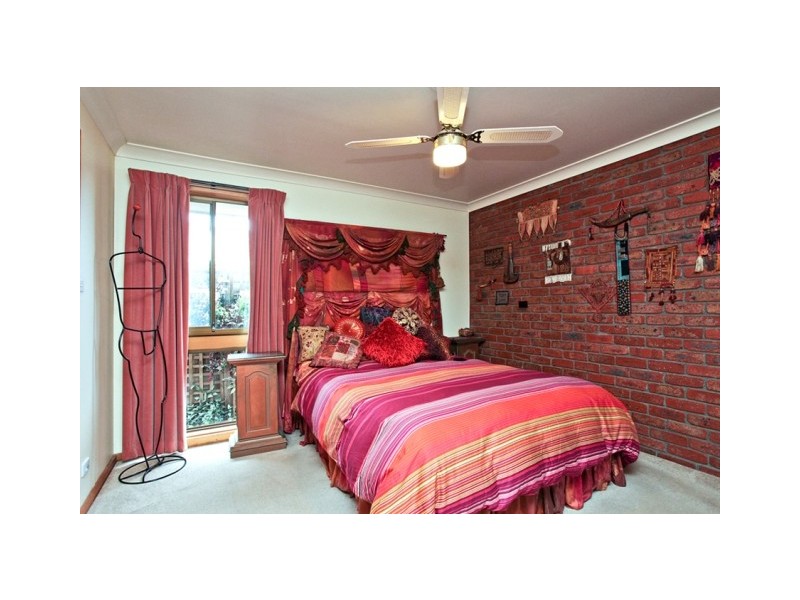 4 Waratah Street, Seaholme VIC 3018