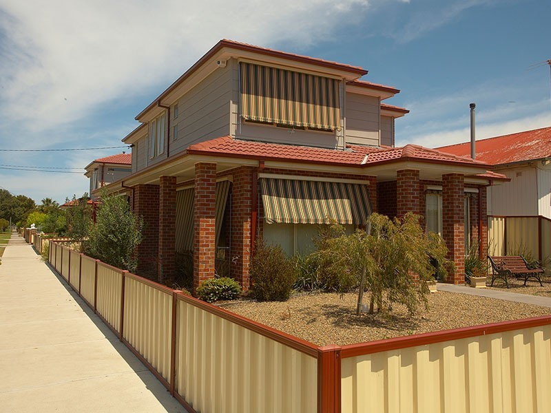 184 Civic Parade, Altona VIC 3018