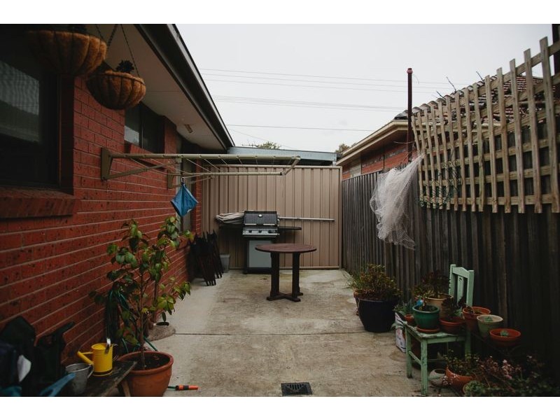 2/61 Marion Street, Altona North VIC 3025