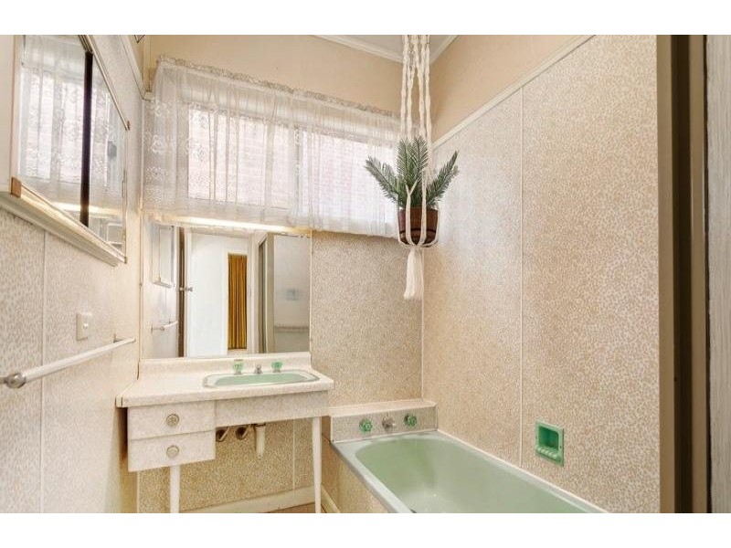 186 Civic Parade, Altona VIC 3018