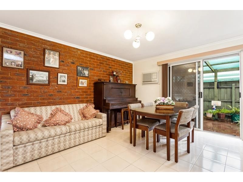 2/34 Romawi Street, Altona VIC 3018