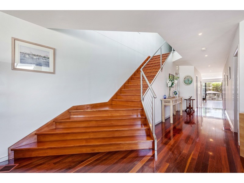 81 Esplanade, Altona VIC 3018