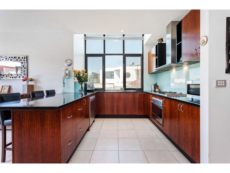81 Esplanade, Altona VIC 3018