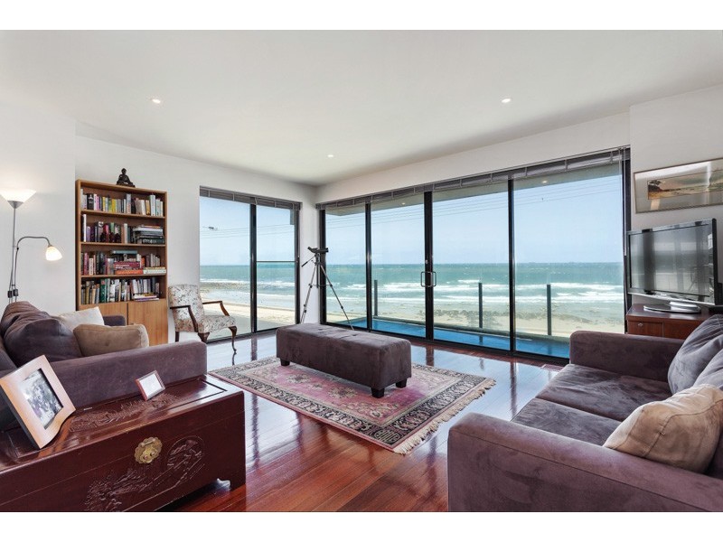 81 Esplanade, Altona VIC 3018